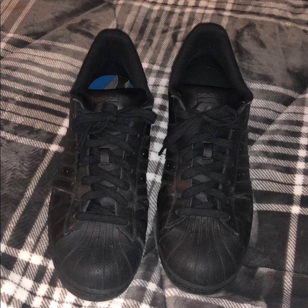 Black Adidas Superstars